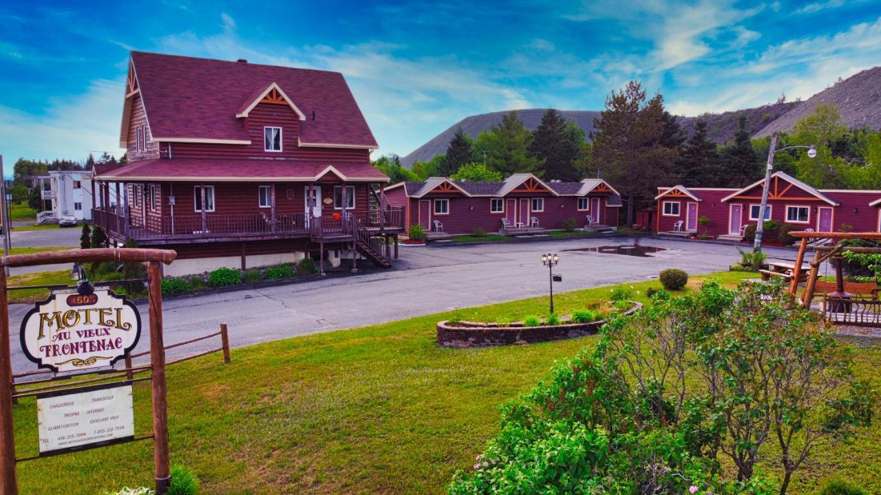 Motel Au Vieux Frontenac セトフォード・マインズ エクステリア 写真